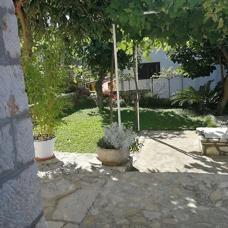 Vlatkica Apartamento Maslenica