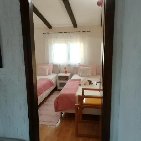 Vlatkica Maslenica